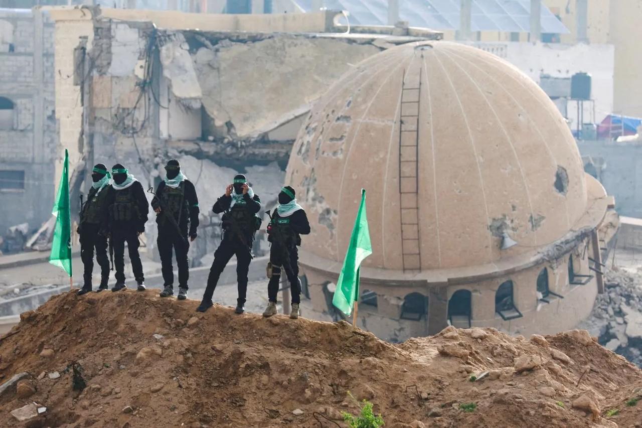 🚨🇪🇬🇵🇸埃及正在为战后加沙地区培训巴勒斯坦人据阿拉伯官员称，埃及