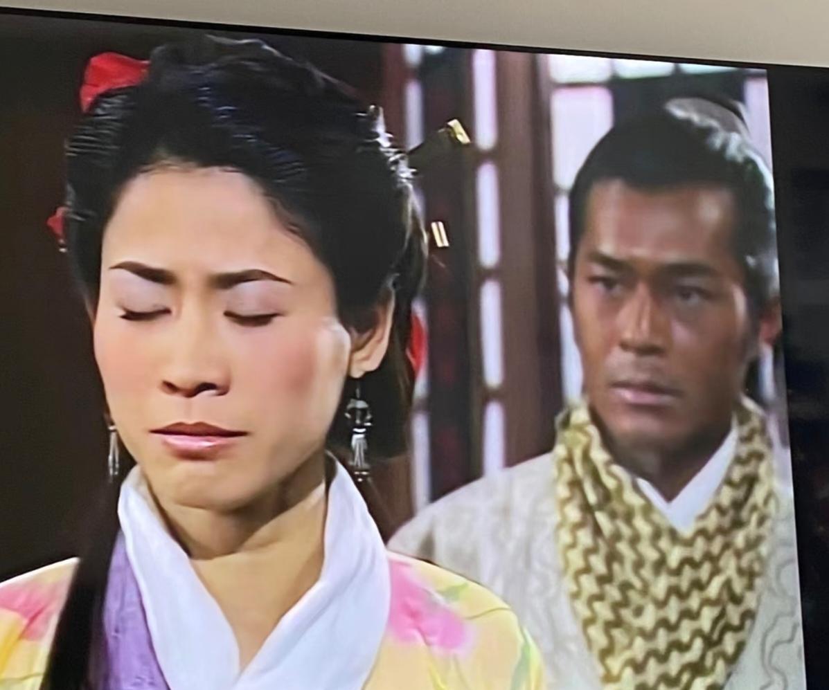 二十年前，古天乐把脸晒成铜板色，是为了让项少龙在篝火与血泊里显得可信；林峰第一次