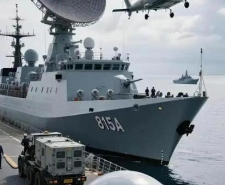 中国815电子侦察船，为何各国不能攻击它，应该说不敢攻击它，这船看上去没啥火力，