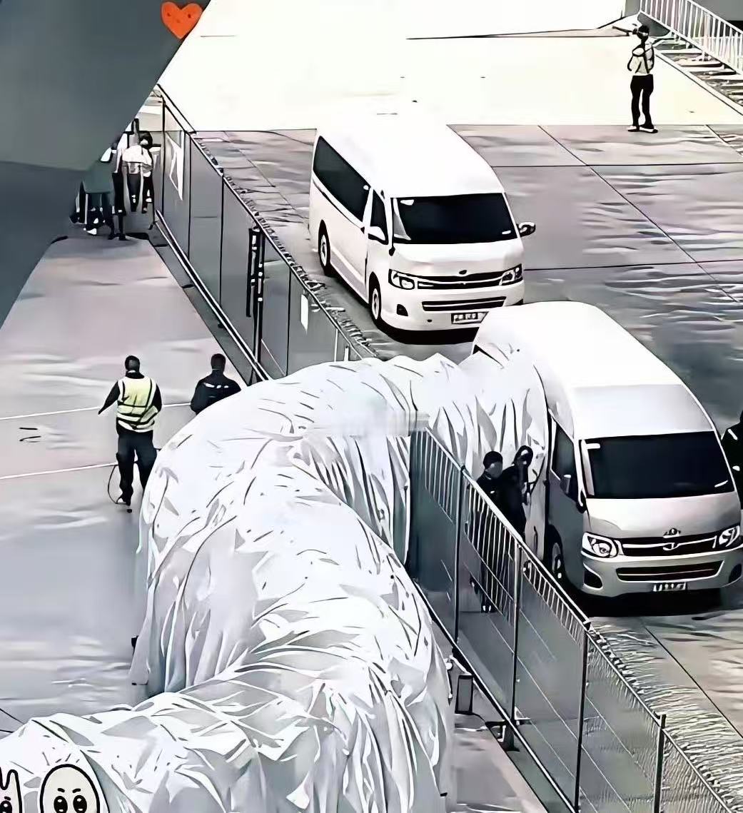 看了半天都没看明白，这个白色通道究竟是干嘛用的？​​​