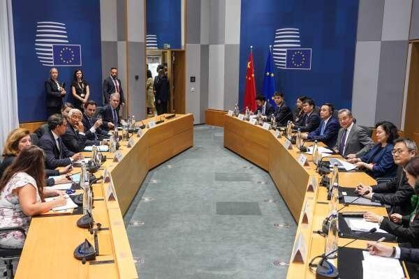 🌞中国果断动手，反击欧盟，释放出前所未有信号。（参考资料：2025-0