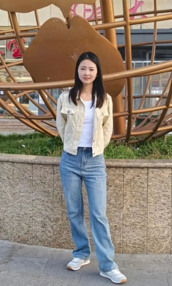 发现了呢？女人过了四十岁很多变的更聪明了，悟明白了很多东西，开始拒绝参加