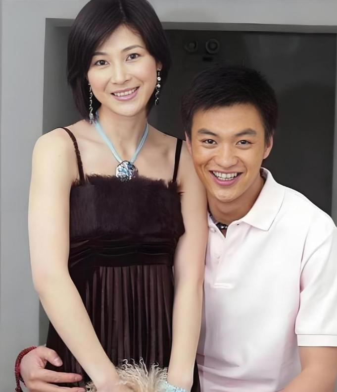 12年前，凭借《亮剑》田雨一角爆红的演员童蕾，手握不错的演艺事业，身边有着相恋五