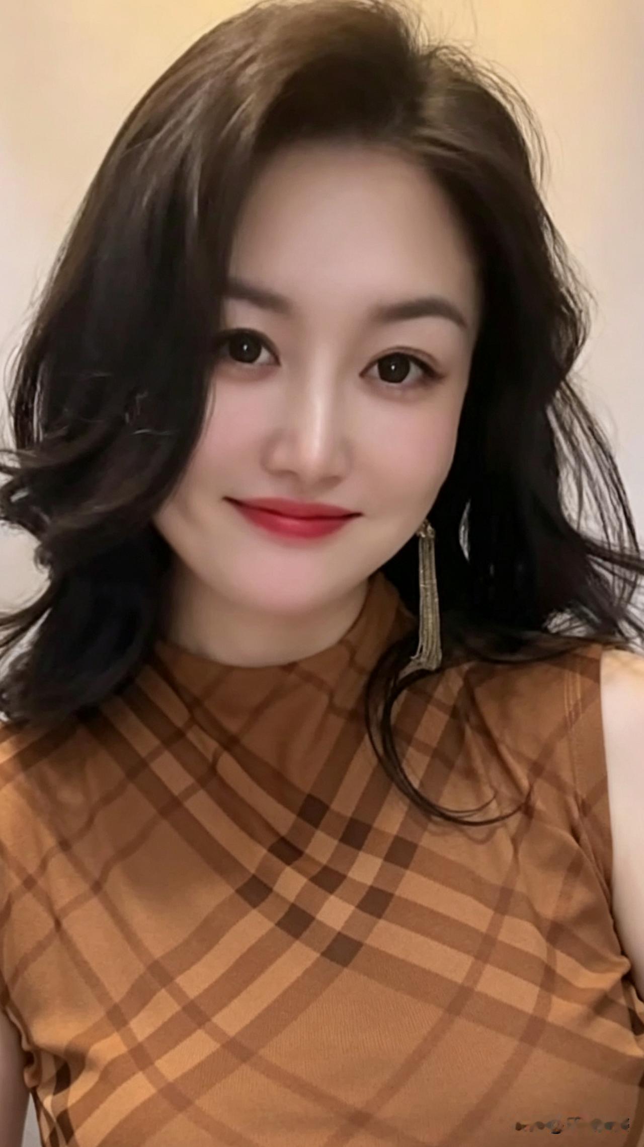 别总为难自己，该放下的放下，好好过日子比啥都强。