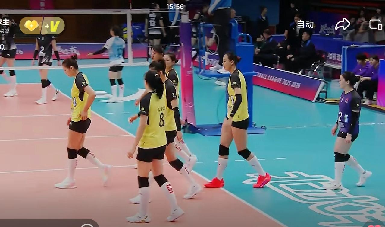 没想到前两局北京女排0-2山东女排了！原来还以为北京女排可以主场拿下山东女排呢！