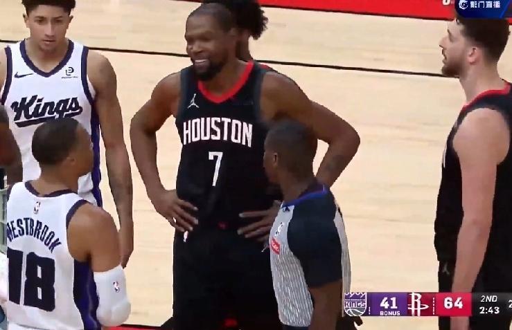 陪二弟怀旧！NBA火箭轻取国王，杜兰特21分+4板+5助，登场27分钟，三节打卡