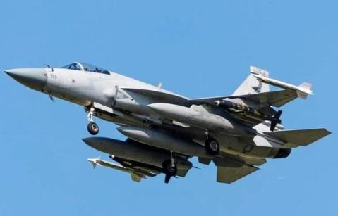 巴基斯坦现在卖武器，比老大哥还要凶猛！到底是因为什么？ 现在感觉看出了一点门