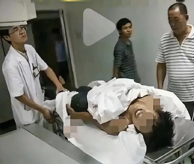 全网第一个生不出儿子，不怪老婆的男人，我敬你是一条汉子。今天刷到一个视频，老婆