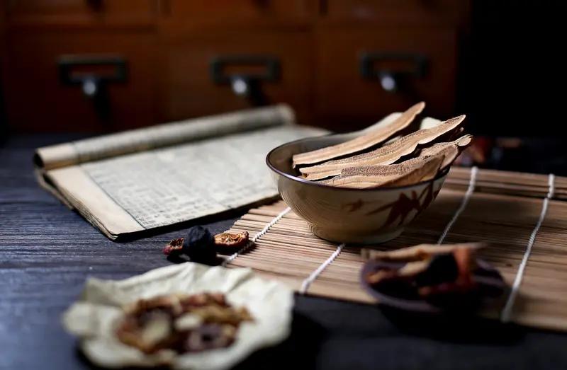 人这一生，什么最为重要？自然是健康。没了健康，一切皆成泡影。工作缺了你，