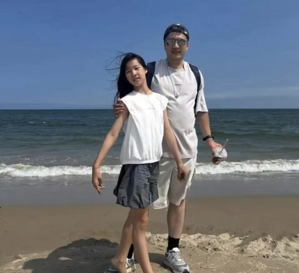 张雪峰猝死，才41岁的他可能都没有立过遗嘱。张雪峰留下的资产，大部分会由他老婆李