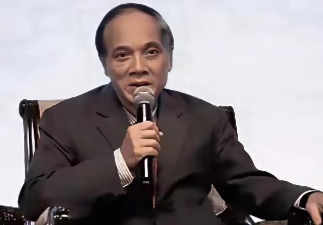 在中日敏感时刻，和中国有摩擦的越南教授丁贤良在一期电视节目上表示：亚洲如果没有中