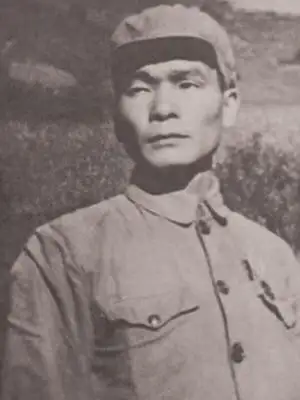 1951年国庆酒会上的一幕让人瞠目结舌，朱德、彭德怀、叶剑英等一众开国元勋排队向