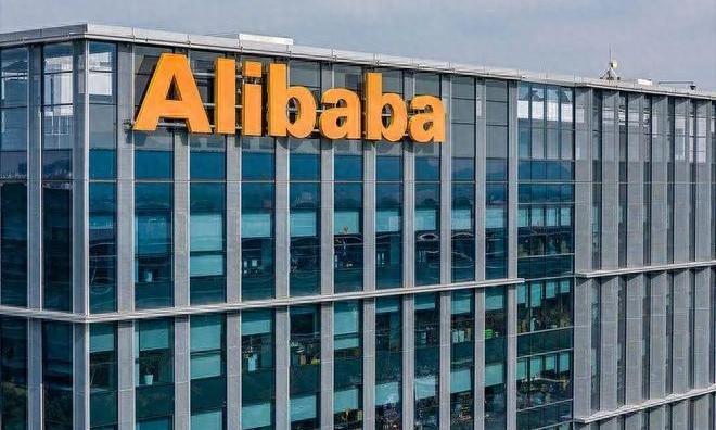 一度沉寂的阿里巴巴，现在正以一种令人咋舌的姿态，重新杀回舞台中央[赞]这头沉睡