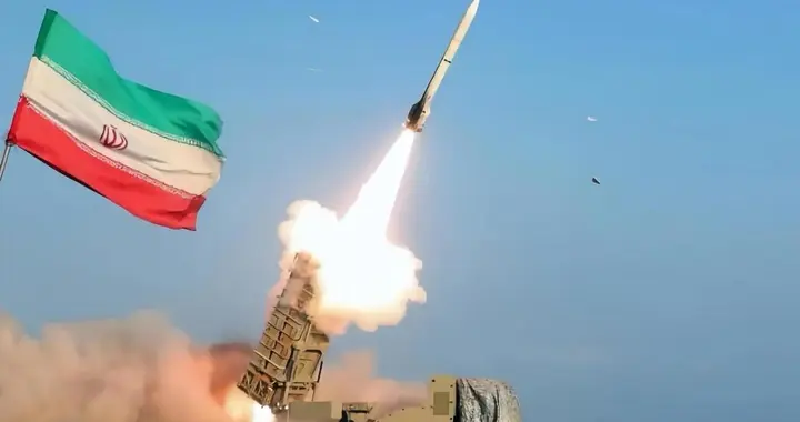 伊朗水下导弹隧道惊现！美军撤退不及遭突袭