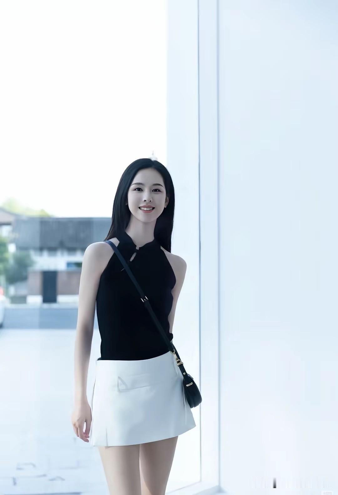没有过亿身家，都不敢有娶她的想法啊！
