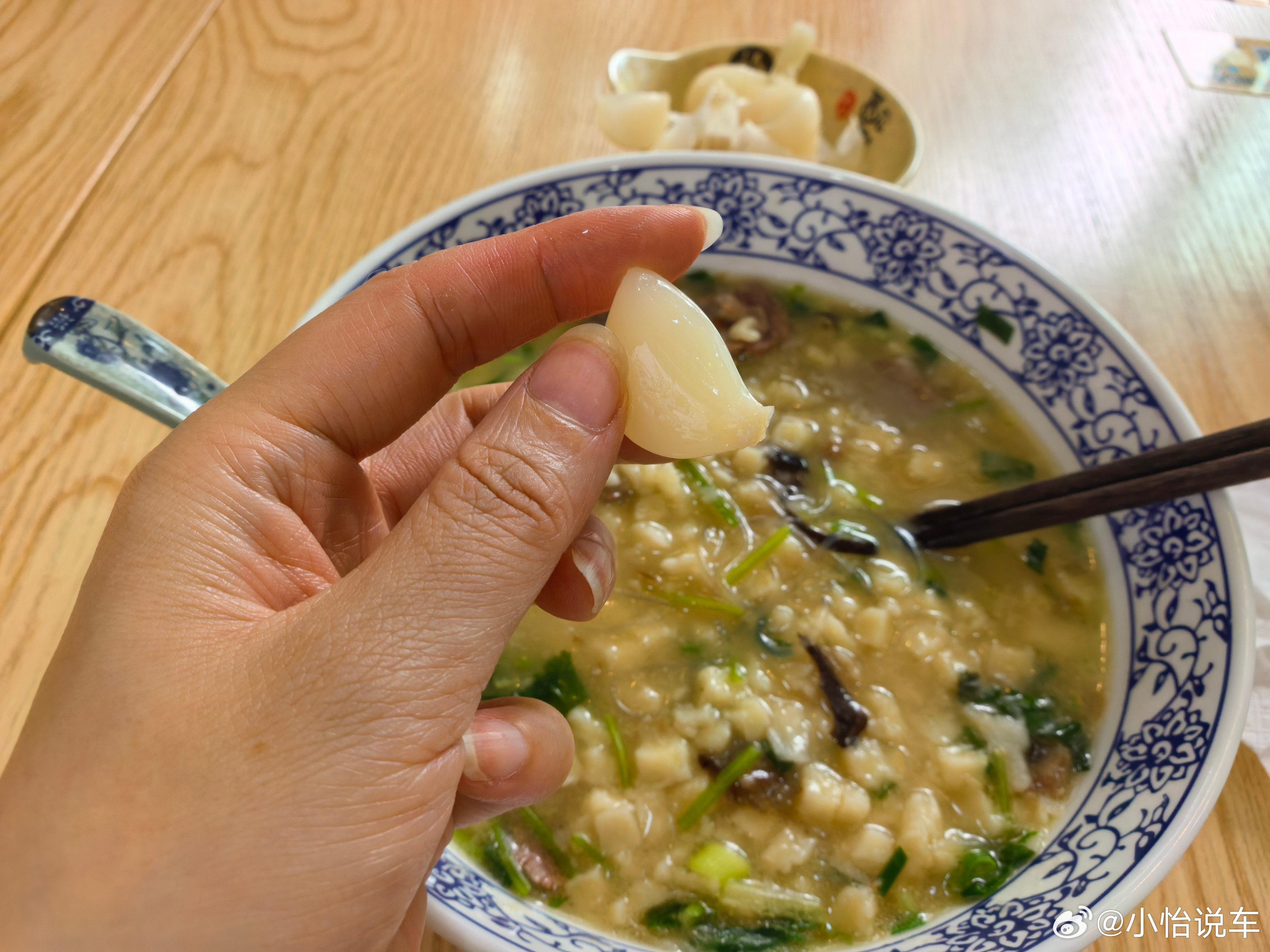 我又不是陕西人，怎么每隔一段时间就想吃羊肉肉泡馍呢？有什么美食，是你总念念不忘的