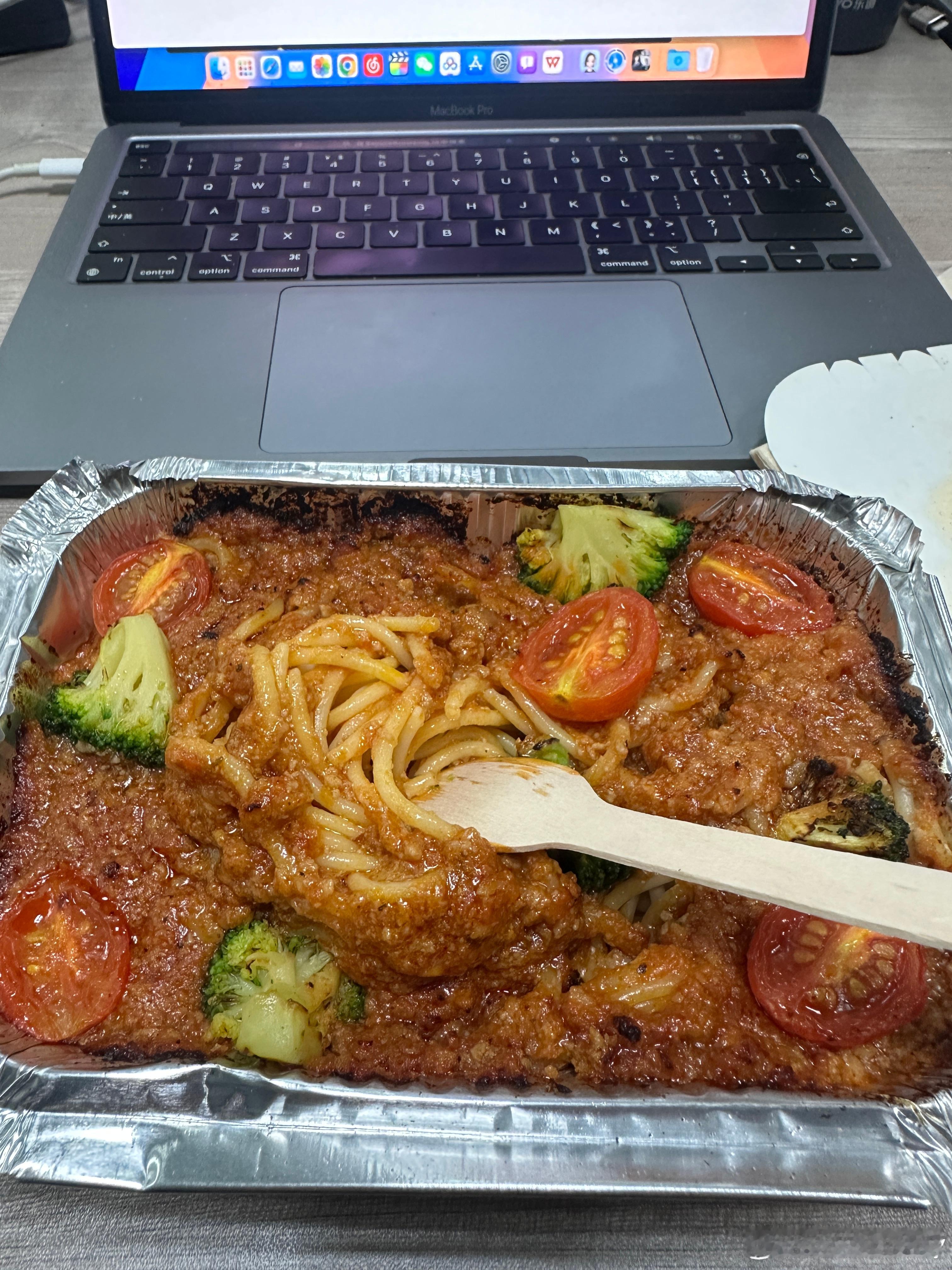 中午达美乐随便吃一口深圳·深圳华侨城