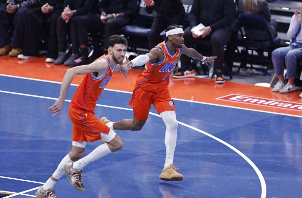 NBA常规赛，马刺130-110力克雷霆，一举夺取七连胜。此番一败，是雷霆本赛季