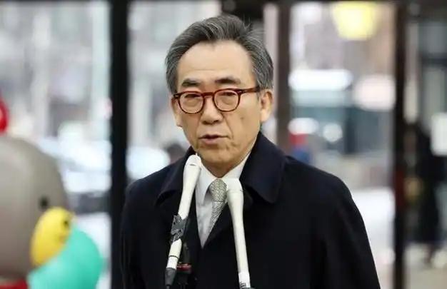 一位新加坡网友表示，日本之所以敢屡屡挑衅中国，丝毫不惧怕中国，并非仅仅是美国的挑