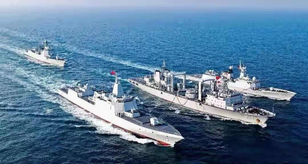 70艘驱逐舰对82艘，表面数量落后，实则火力密度翻倍，背后是造船厂里工人师傅的日