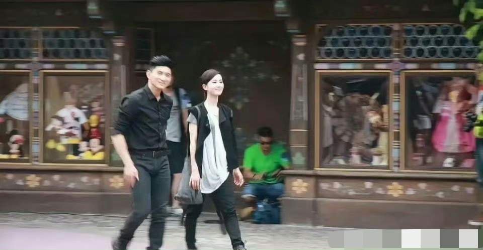 吴奇隆的婚，这辈子大概都离不了。原因并不复杂：第一段婚姻没留下孩子，始终是他心里