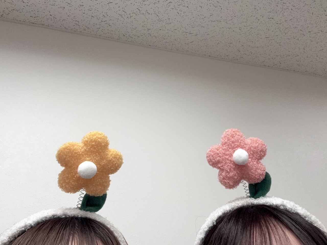 石塚瑶季「日曜日は理央ちゃんのお誕生日　SHOWROOMに藤嶌さんと参加してきま