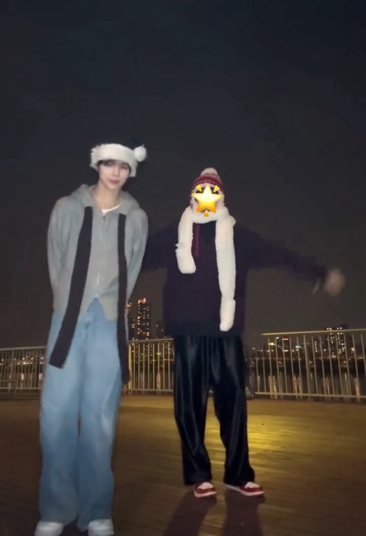 高树捷还是不乐意系上你的蝴蝶结！