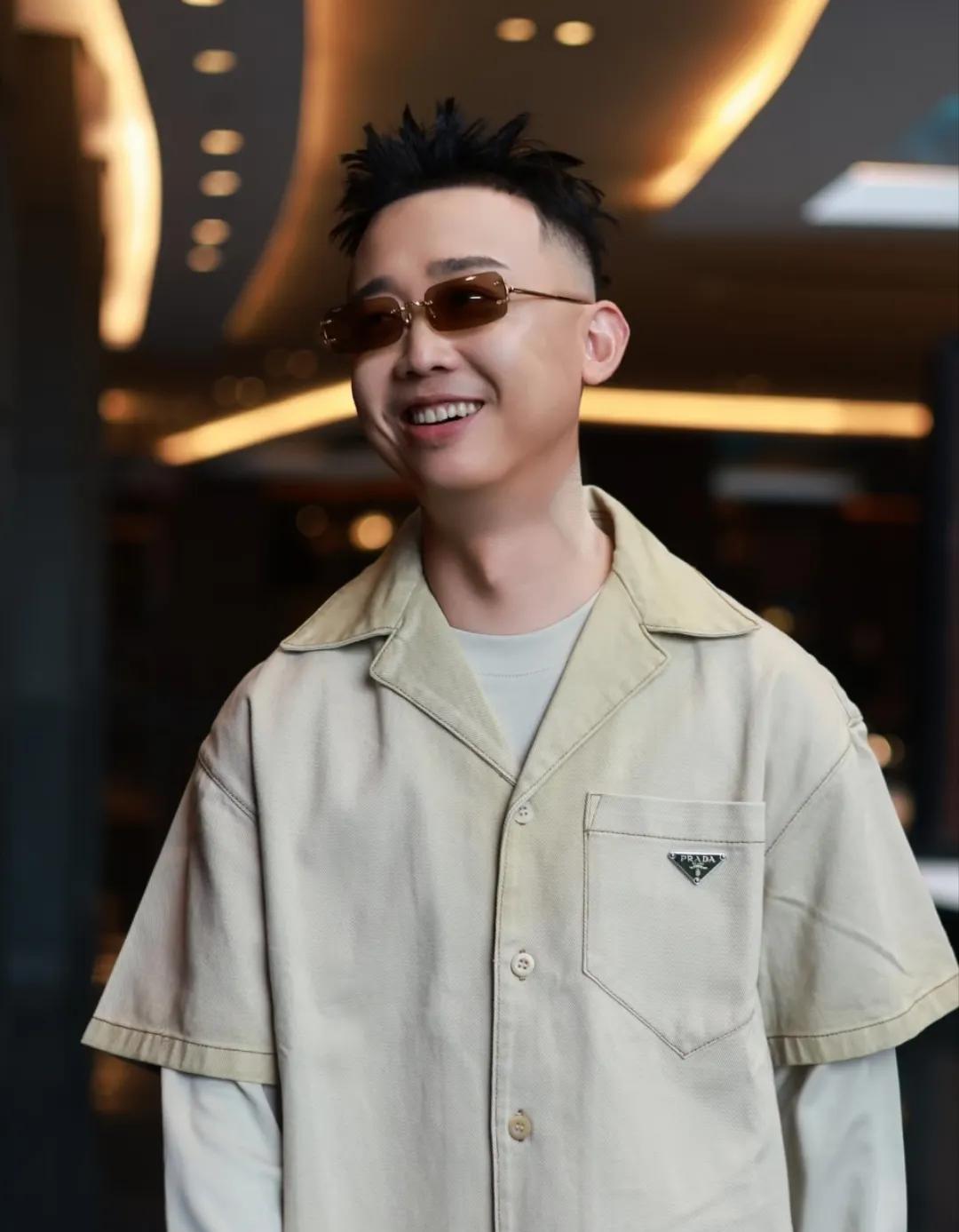 《歌手》排名一出来，最开心的人不是得第一的黄丽玲，反而是被淘汰的GAI周廷。