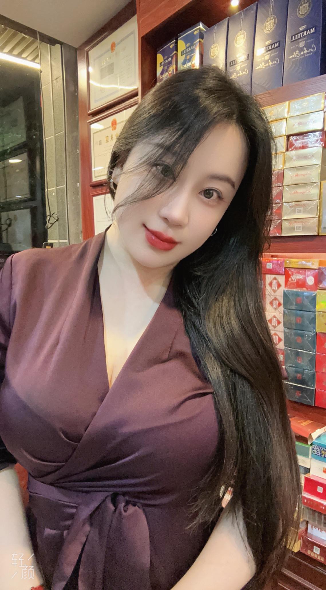 爱了爱了 长发及腰的小姐姐 气质范 女老板的日常 老板娘日常
