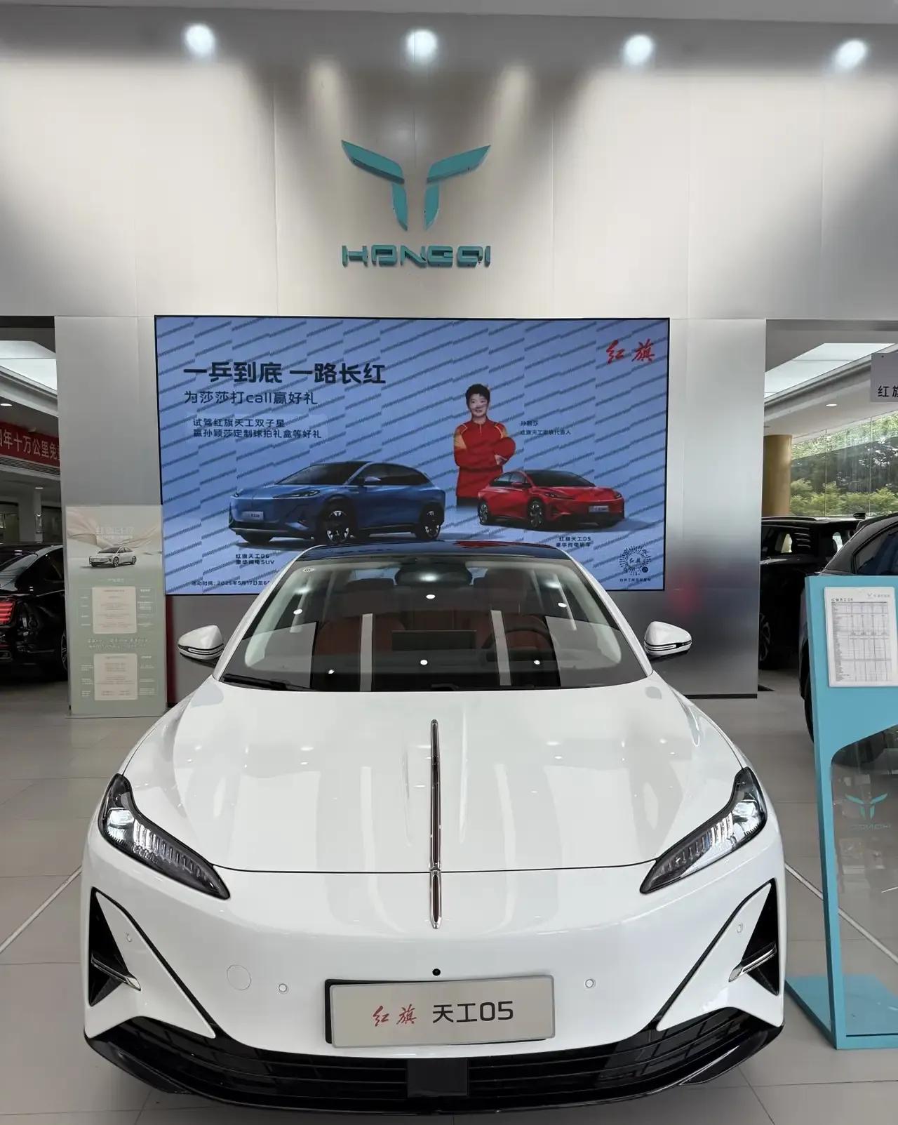 这就是赤裸裸的现实啊，一箱油在哪个国家最贵:​英国：约需800元人民币，日本