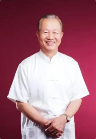 曾仕强说："经常挑你毛病的人，不是为你好，而是在打压你、控制你、欺负你，他是想通