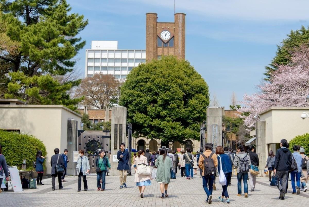 自讨苦吃！日媒爆料：中国多所顶尖大学，已叫停向日本派遣交换生。 日媒近期一项