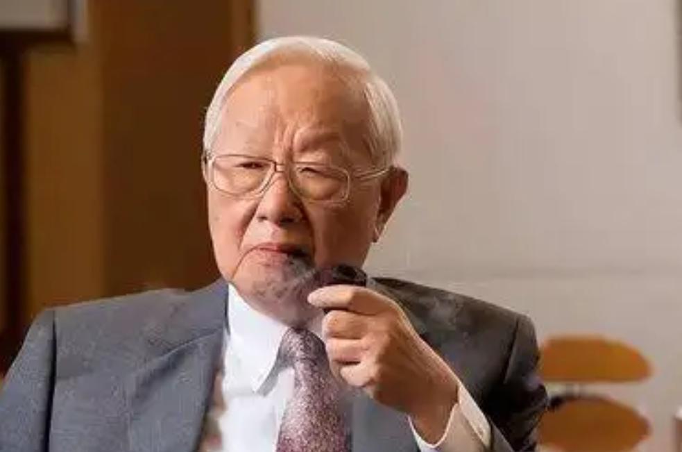 台积电创始人张忠谋毫不客气地表示：中国14亿人口，从来就不缺人才，全送到美国了，