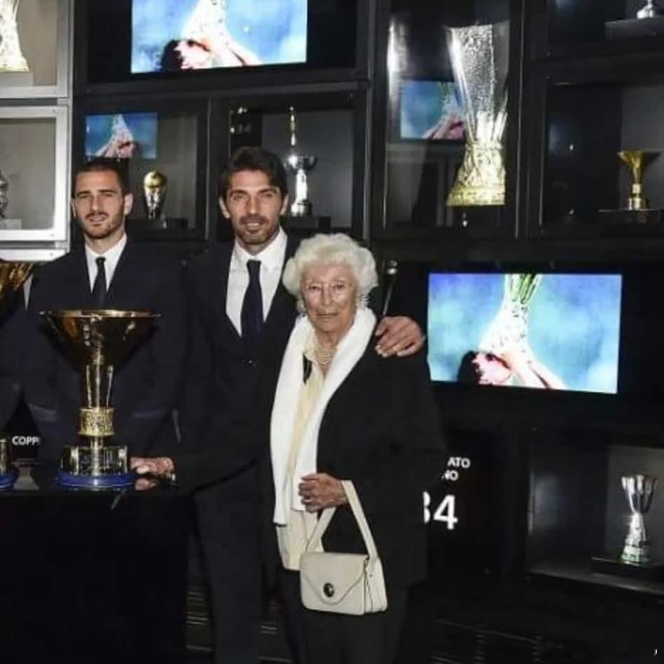 玛丽亚·索莱·阿涅利（MariaSoleAgnelli）辞世。她是贾尼·阿涅