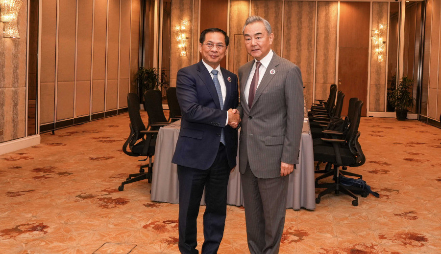 越南贸易受挫中方伸出援手越南最近和美国谈判，结果惨得让人