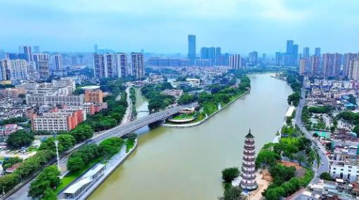 没有市中心的万亿之城，东莞把自己“拆”成了28个独立王国。你敢信吗？中国有座GD