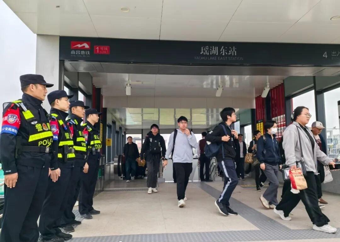 【英雄城交通•综合|致敬！不同的岗位，相同的使命】南昌超话稳中求进高质量发