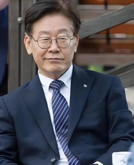 这是什么节奏！ 前脚李在明准备1月4日访华，后脚韩国前总统李明博1月2日，突