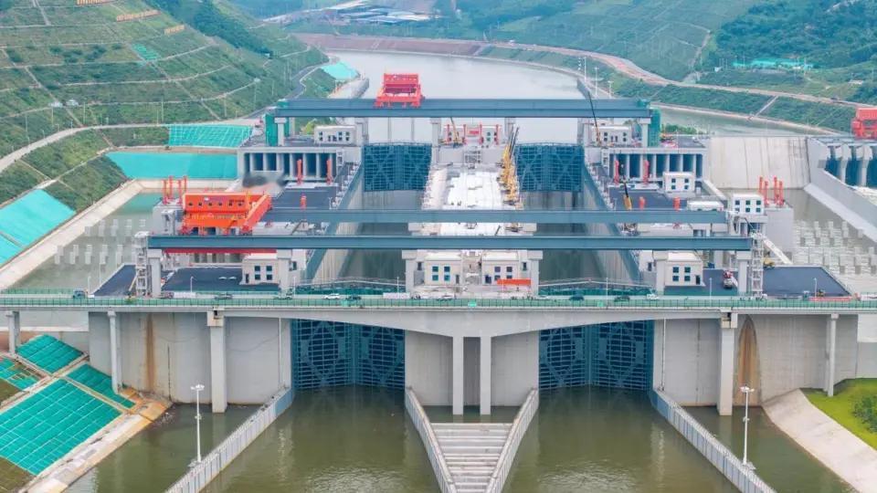 越南这份决议，等于给平陆运河戴上了战略枷锁！这条运河一旦受阻，西南数省千亿投资可