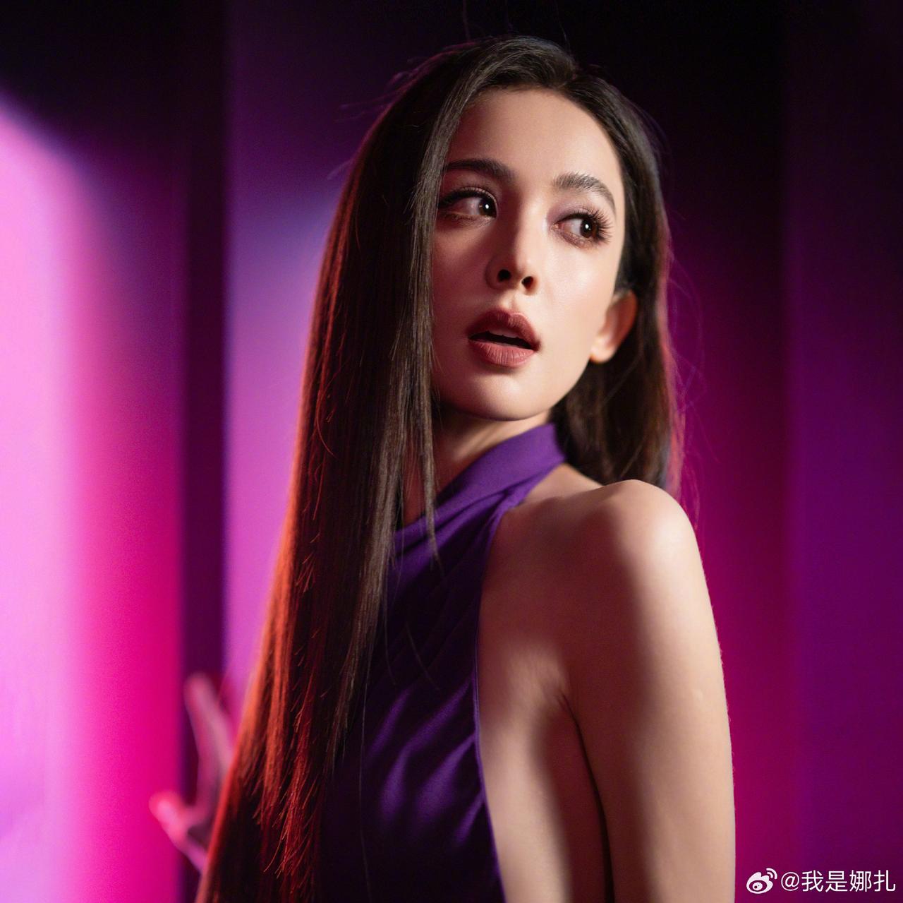 闻香识女人，还得是娜扎[滑稽笑]古力娜扎娱乐