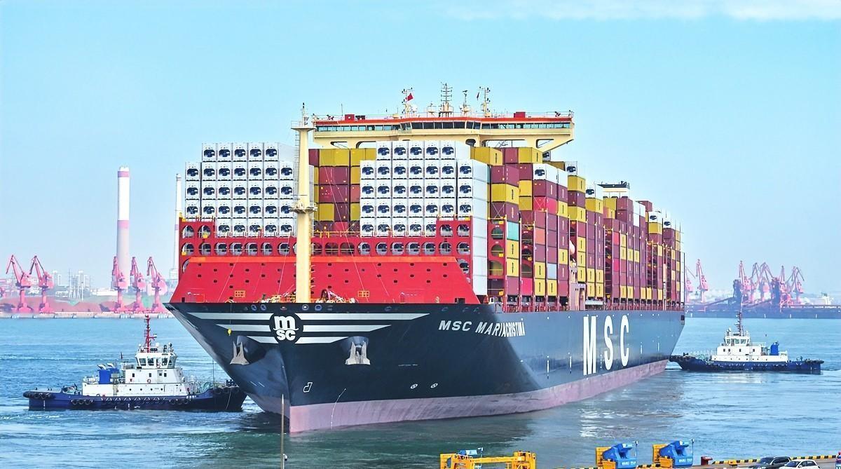 这通主动拨来的电话，不仅坐实了中东老大哥的焦虑，更撕开了地缘政治的新口子。小