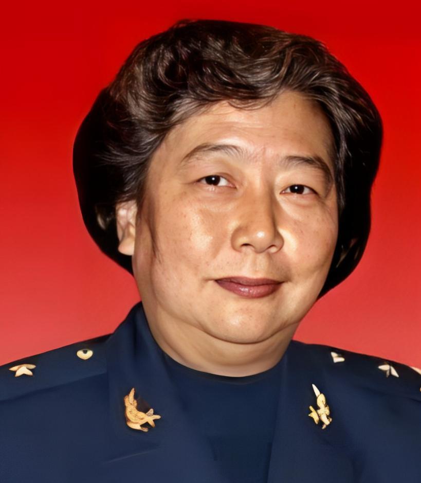 1982年，刘晓连驾驶安-26型军用运输机执行完任务之后，正准备回程，结果在爬升