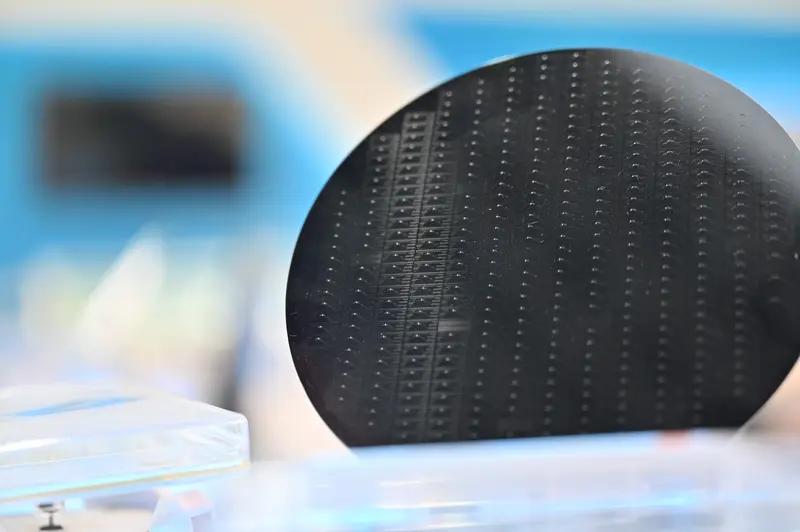 中国芯片制造突破封锁，12英寸功率器件量产