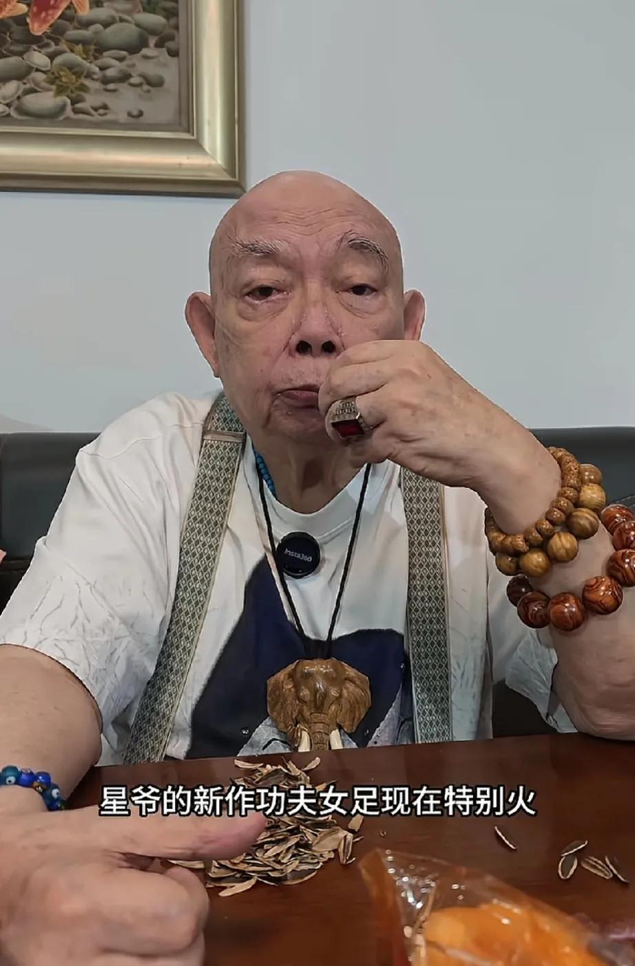 黄一飞：我很期待星仔的《功夫女足》，可惜没抢到票，谁能给我两张票！7月16日，