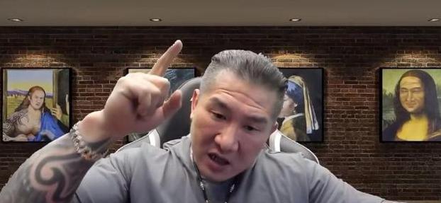 “馆长北京见”火了馆长真的能来北京看阅兵吗？馆长收到阅兵邀请的事，确实备