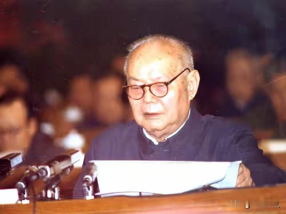 一句肯定，读懂老一辈革命家的相知与包容1952年薄一波反映叶帅情况后，毛主