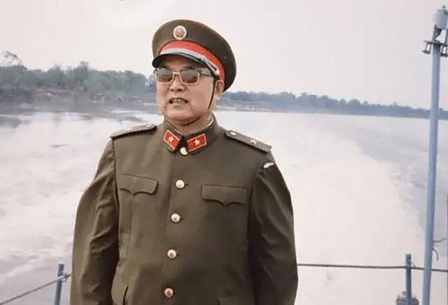 有一次，叶剑英让李德生给王平安排工作。李德生是总政治部主任，叶帅是军委副主席，李