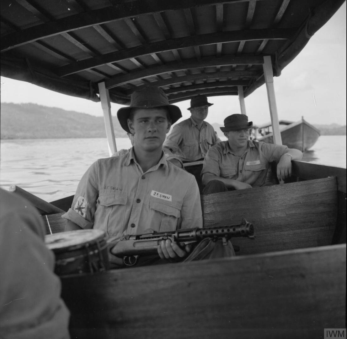轻兵器科普轻兵器爱好者1960年代，英国人还在使用这款兰彻斯特冲锋枪……图一拍摄