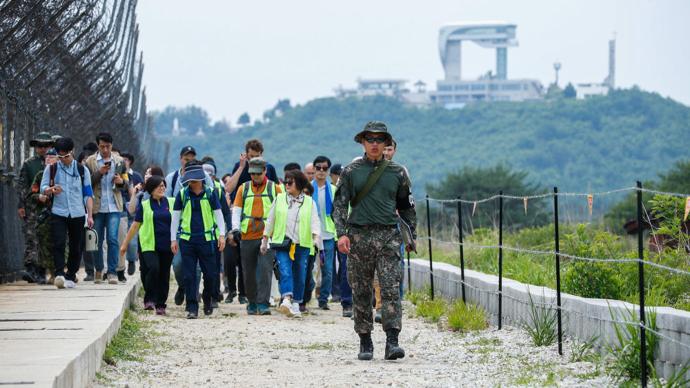全网疯传！韩国突然爆出一个让人震惊的消息，直接把不少韩国人吓得心里发慌。 韩