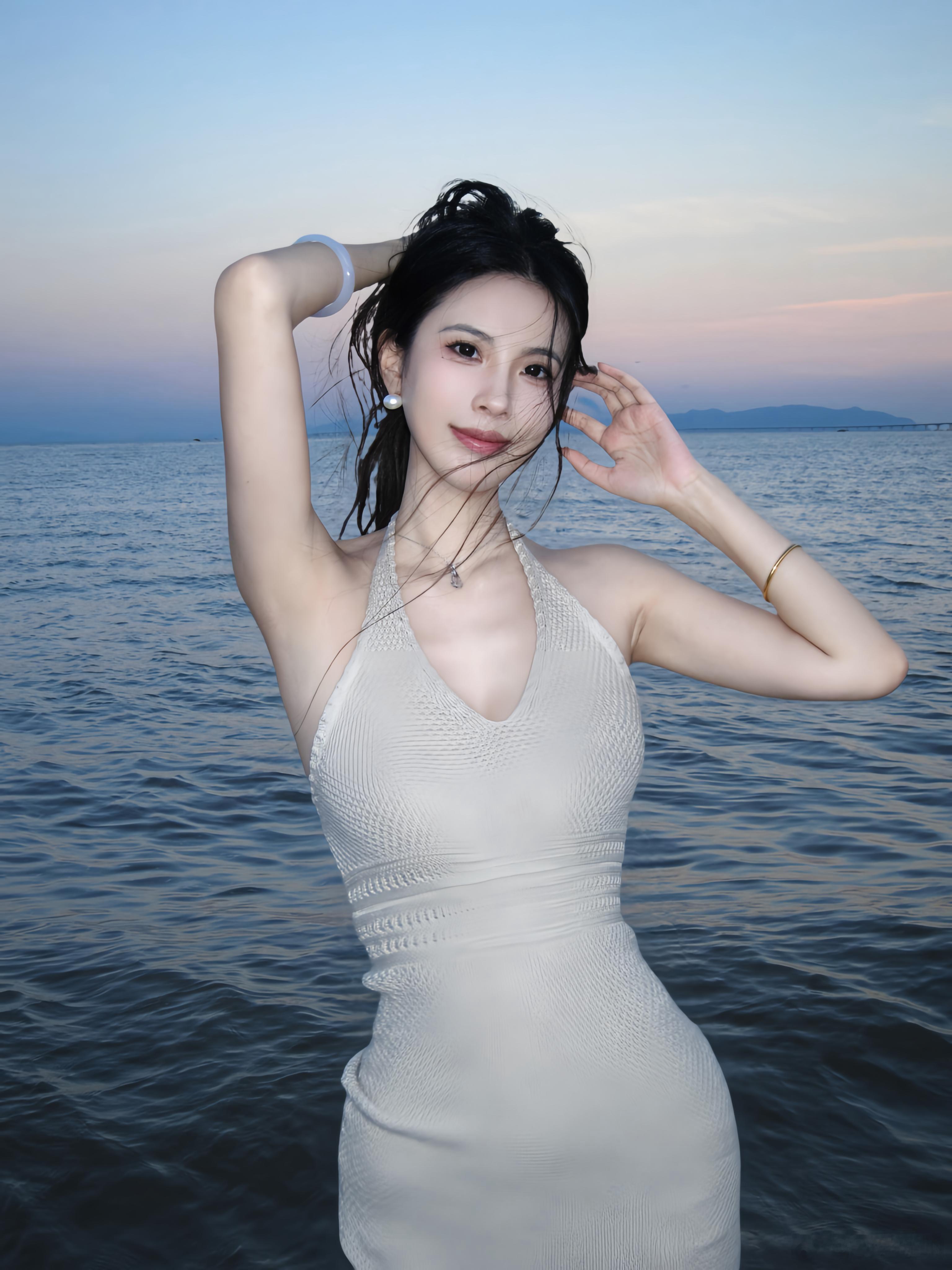 🌊​​​